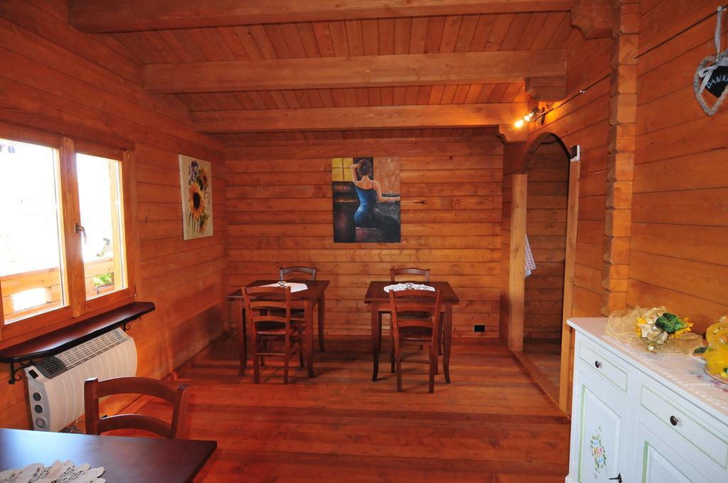 Chalet Dei Parchi Bed & Breakfast Saracinesco Екстериор снимка