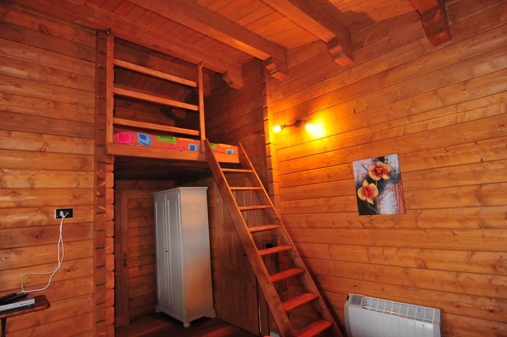 Chalet Dei Parchi Bed & Breakfast Saracinesco Стая снимка