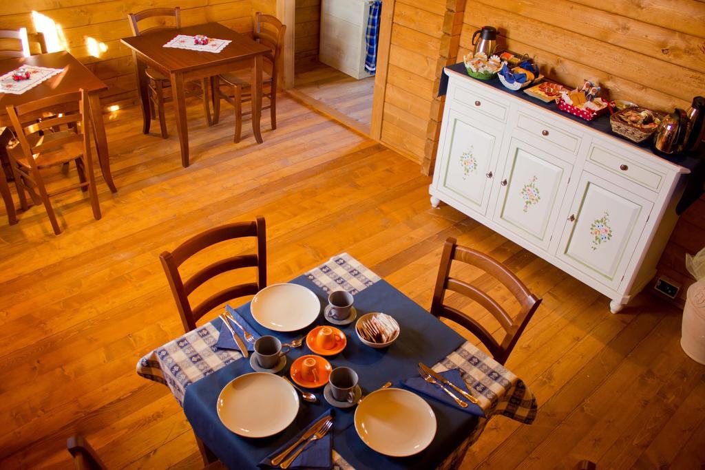 Chalet Dei Parchi Bed & Breakfast Saracinesco Екстериор снимка