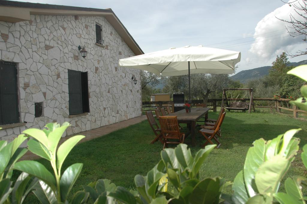 Chalet Dei Parchi Bed & Breakfast Saracinesco Екстериор снимка